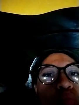 LatinSquirtBaby online show from 05.21.26