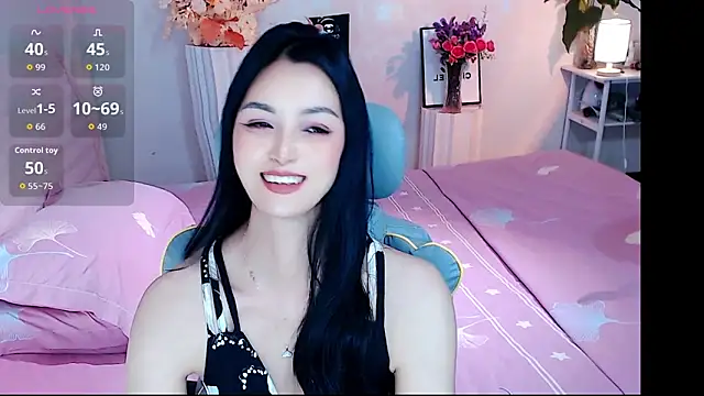 Evelyn-007 online show from 04.23.26