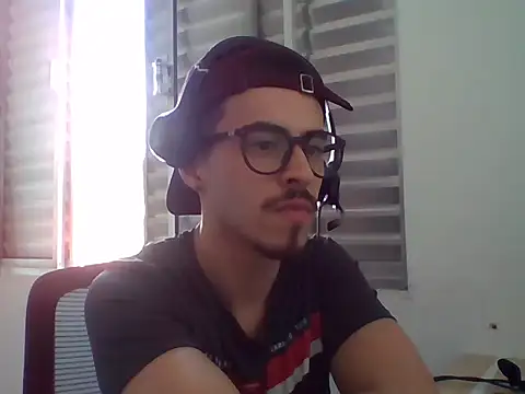 Snapshot of Rafazinhou chatting on 03.20.26 Rafazinhou online show from 03.20.26