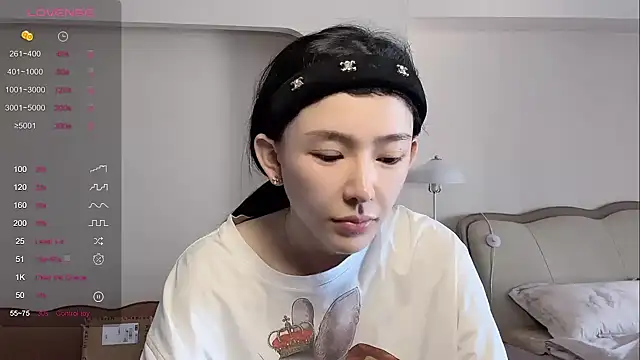 Snapshot of kiki-12 chatting on 05.03.26 kiki-12 online show from 05.03.26