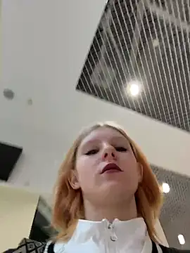 NinaParri online show from 04.27.26