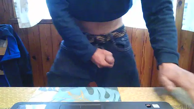 Snapshot of sexysicilyman chatting on 04.02.26 sexysicilyman online show from 04.02.26