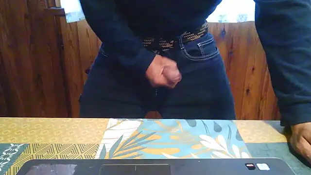 Snapshot of sexysicilyman chatting on 04.10.26 sexysicilyman online show from 04.10.26