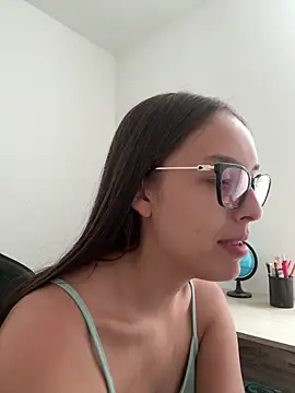 Snapshot of Lauren_Storm chatting on 04.29.26 Lauren Storm online show from 04.29.26