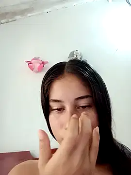 Bella Goddess  online show from 04.08.26