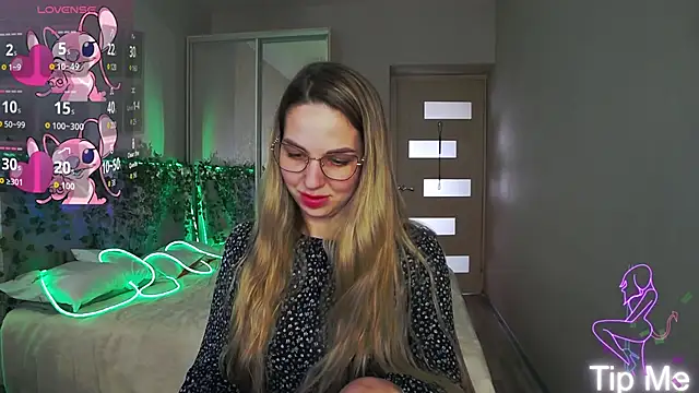 Alexandracandy online show from 05.12.26