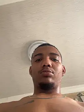 Snapshot of brownhammer03 chatting on 03.18.26 brownhammer03 online show from 03.18.26