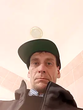 Tripiiik online show from 04.22.26