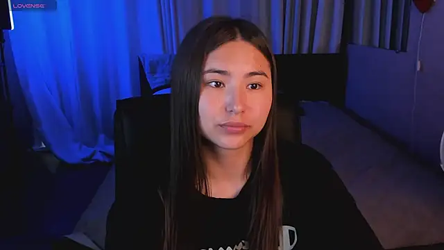 IceIcebabe  online show from 07.05.26