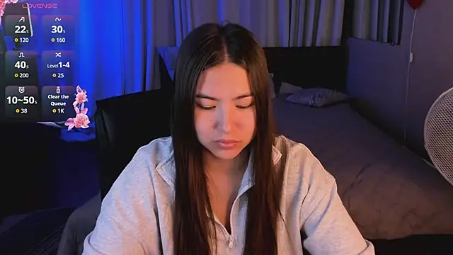 IceIcebabe  online show from 07.10.26