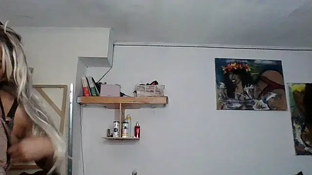 Snapshot of Anna-Cash chatting on 06.13.26 Anna-Cash online show from 06.13.26