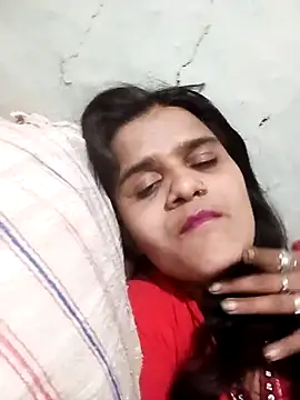 Snapshot of Sexy-Riya chatting on 04.18.26 Sexy-Riya online show from 04.18.26