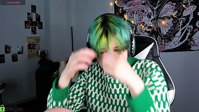 LittleKittenStar online show from 04.22.26
