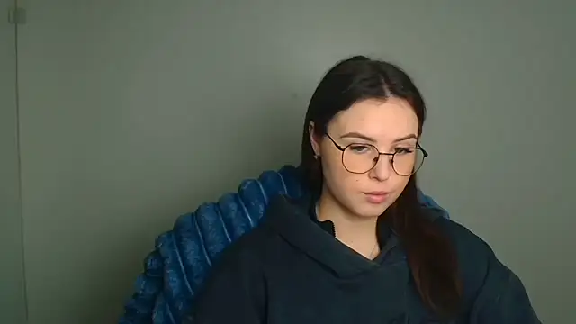 Nika nik a online show from 03.21.26