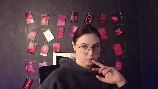 Nika nik a online show from 03.25.26