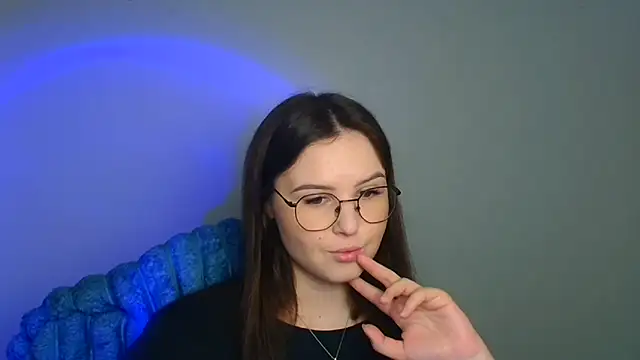 Nika nik a online show from 03.28.26