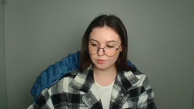 Nika nik a online show from 04.01.26