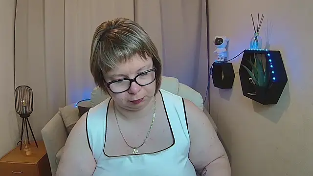 BonnnyBoobsy online show from 05.12.26
