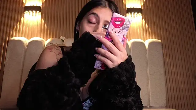 Melannyy V online show from 03.20.26