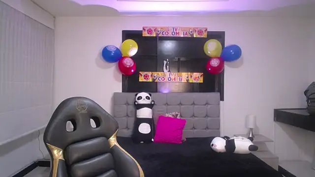 Melannyy V online show from 06.19.26