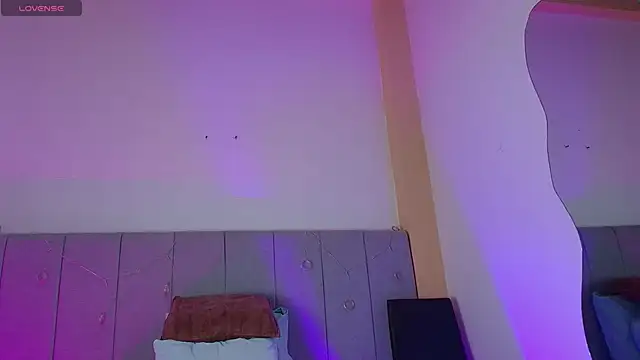 LiiaaGenner online show from 04.27.26