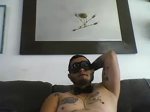 HOTB0Y18 online show from 03.23.26