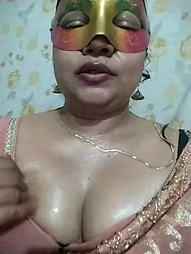 Snapshot of PriyankaSuthhar chatting on 05.14.26 PriyankaSuthhar online show from 05.14.26