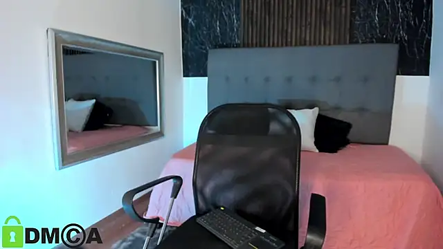 Tiffany Petite online show from 03.19.26