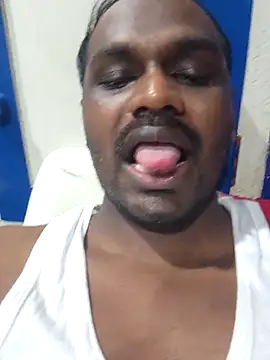 Snapshot of singletamilguy chatting on 04.19.26 singletamilguy online show from 04.19.26