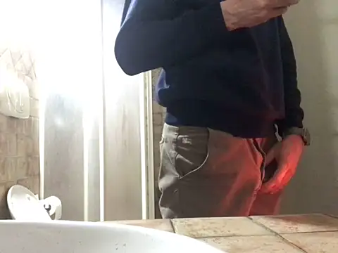 Snapshot of saber910 chatting on 03.19.26 saber910 online show from 03.19.26