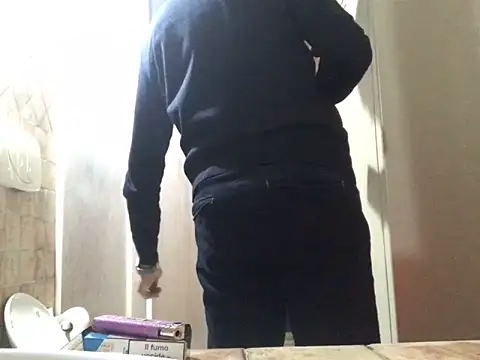 Snapshot of saber910 chatting on 03.26.26 saber910 online show from 03.26.26