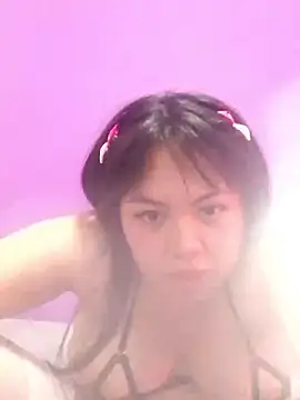 Jaazminee online show from 04.05.26