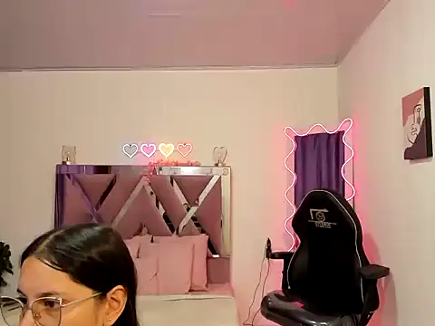 Cristy tay online show from 04.20.26