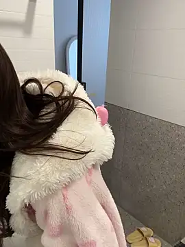 XJZ-01 online show from 04.24.26