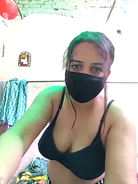 REENA-STRIP online show from 04.28.26