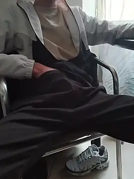 Skinboy06 online show from 04.26.26