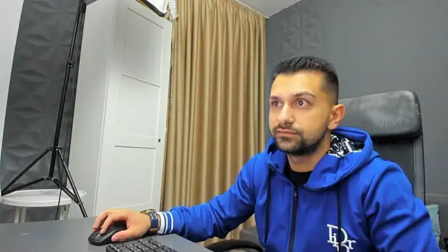 Snapshot of BryceReign chatting on 03.28.26 BryceReign online show from 03.28.26