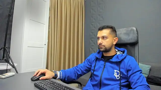 Snapshot of BryceReign chatting on 03.29.26 BryceReign online show from 03.29.26