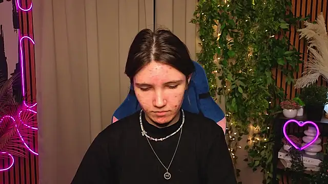 CarmenPhillips online show from 03.22.26