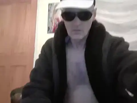 Snapshot of Useless_Wanker chatting on 03.26.26 Useless Wanker online show from 03.26.26