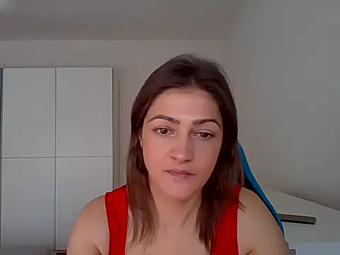 Snapshot of EVERLYY chatting on 03.20.26 EVERLYY online show from 03.20.26