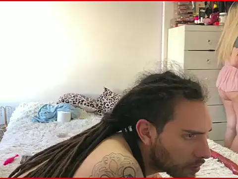 Snapshot of DreadObsessionxX chatting on 05.15.26 DreadObsessionxX online show from 05.15.26