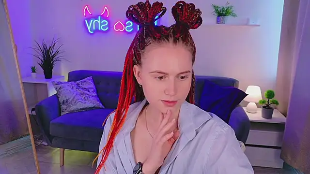 Snapshot of Lover_Daisy_ chatting on 06.12.26 Lover Daisy online show from 06.12.26