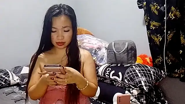 Snapshot of jinxxxsexy chatting on 05.17.26 jinxxxsexy online show from 05.17.26