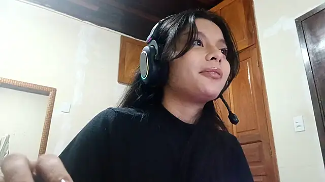 Snapshot of SherronAlicea chatting on 03.21.26 SherronAlicea online show from 03.21.26