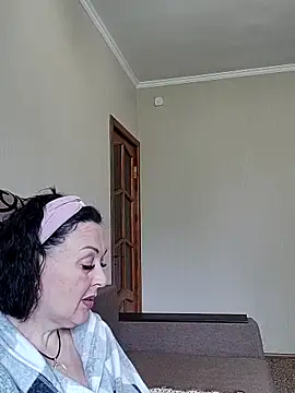 HelgaDennis online show from 05.09.26