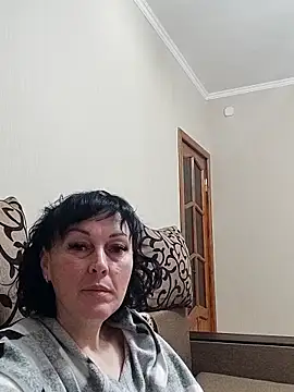 HelgaDennis online show from 05.10.26