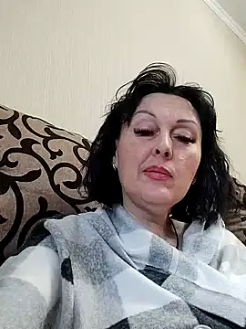 HelgaDennis online show from 05.10.26