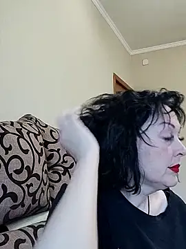 HelgaDennis online show from 05.11.26