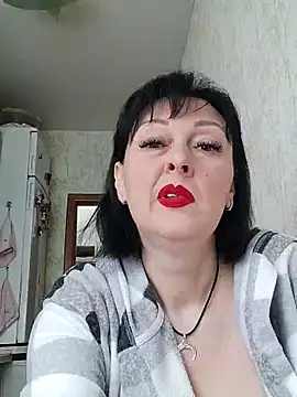 HelgaDennis online show from 05.18.26
